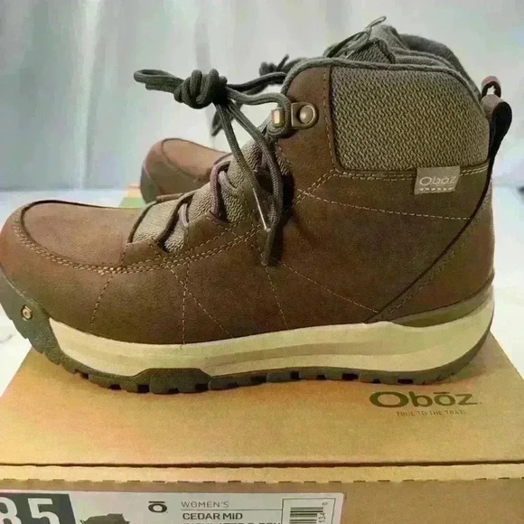 NWT, Oboz Womens “Cedar”lace up hiking/snow boots in sz 8.5. - Picture 10 of 13